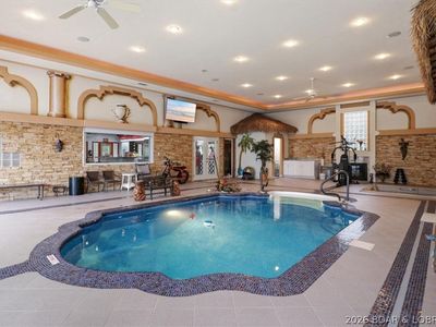 Indoor Aquatic Center